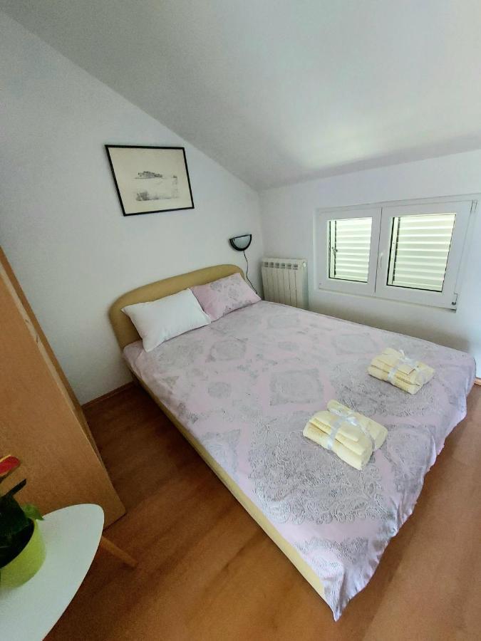 Апартаменты Apartman - Dobrota Sun Котор Экстерьер фото