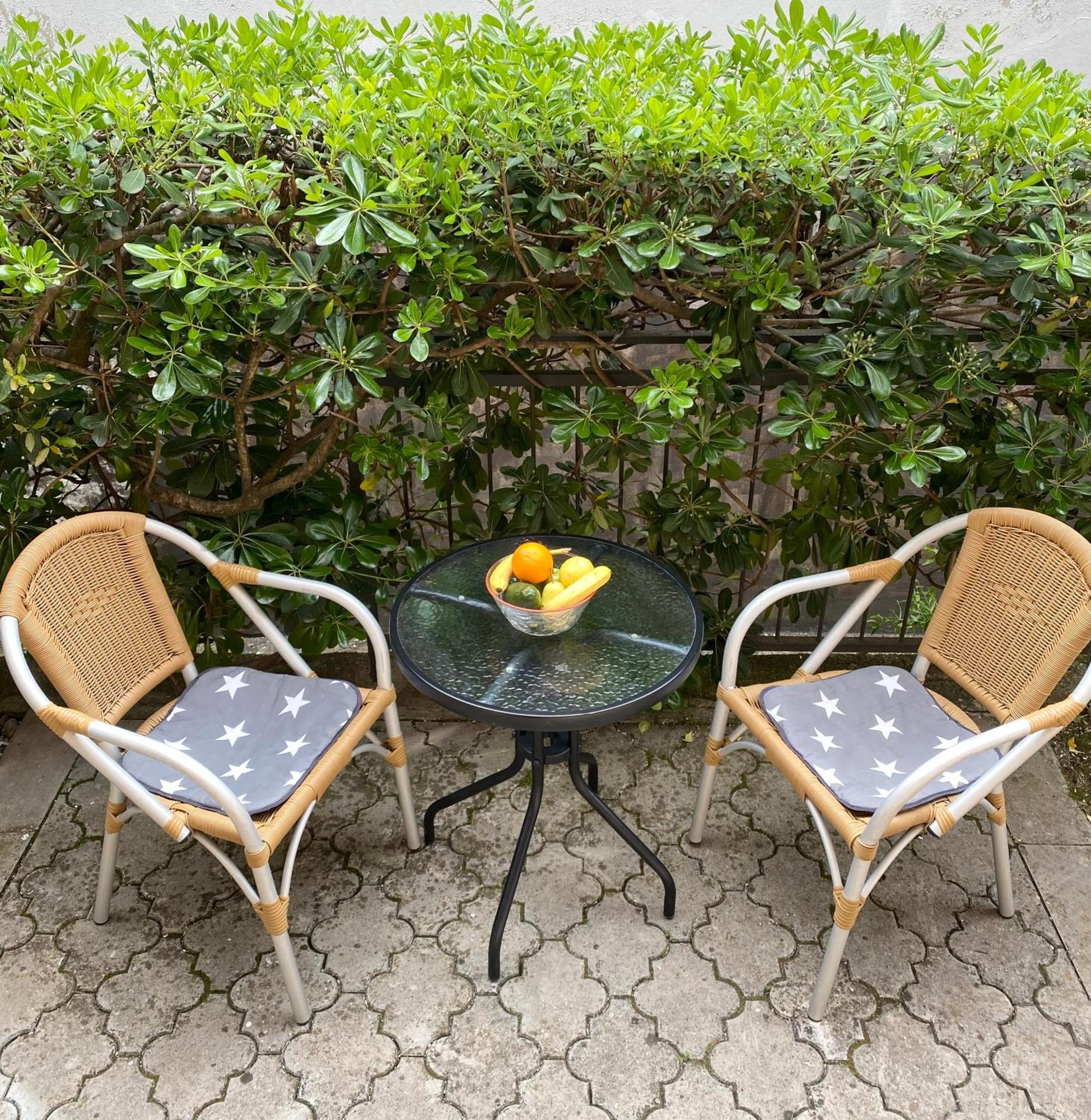 Апартаменты Apartman - Dobrota Sun Котор Экстерьер фото